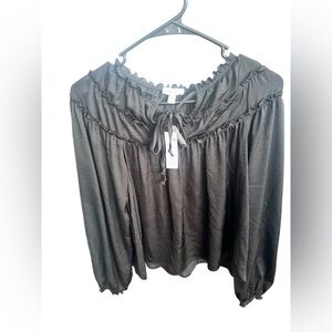 Chic Black Ruffled Women's Blouse